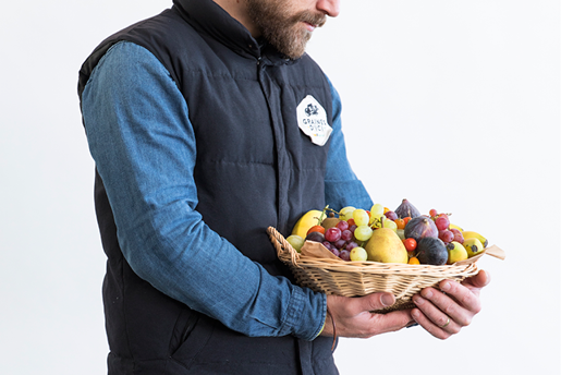 Mathias Esnault corbeilles paniers courses entreprises 44 - Livraison de fruits et légumes BIO - Graines d'ici - Nantes