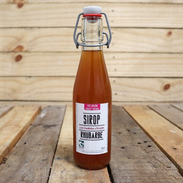 Sirop de rhubarbe