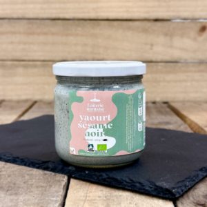 (DLC-16/12) Yaourt au sésame noir 330g