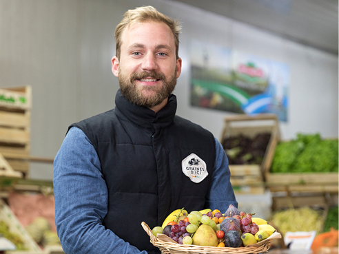 Mathias Esnault corbeilles paniers courses entreprises 44 - Livraison de fruits et légumes BIO - Graines d'ici - Nantes