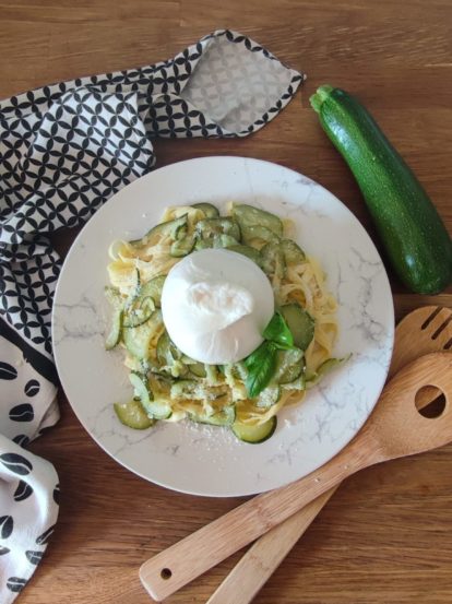 Tagliatelles courgettes burrata