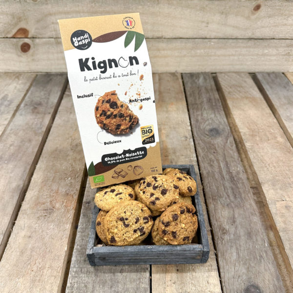 Biscuits pépites de chocolat noir et noisettes