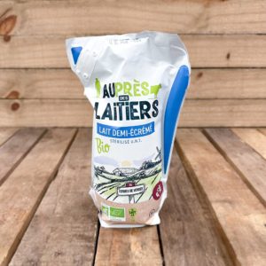 Lait Demi-écrémé - stérilisé U.H.T.